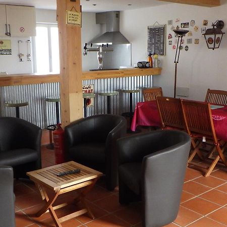 Les Gites Du Vieux Frene Longavesnes Eksteriør bilde
